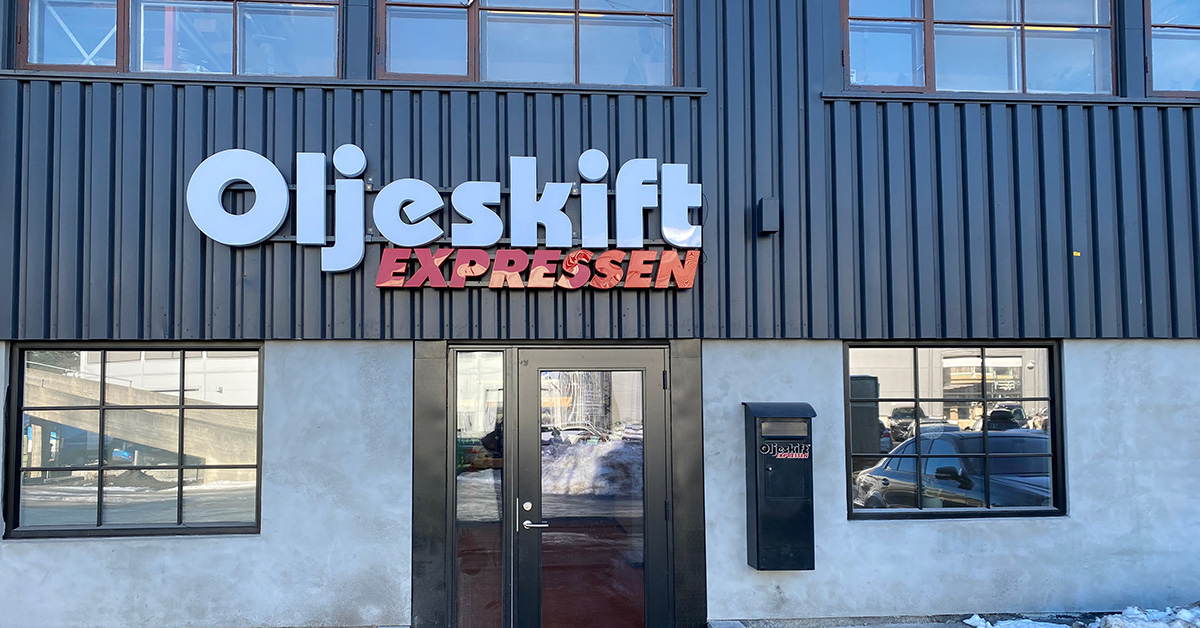 utsikt av Oljeskift garasjen